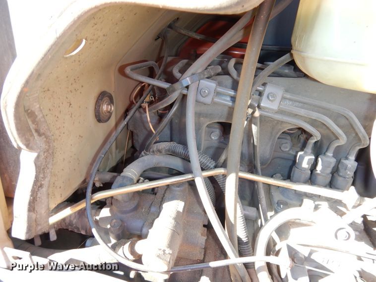 image for item DJ2773 1996 Kubota L2900  MFWD tractor