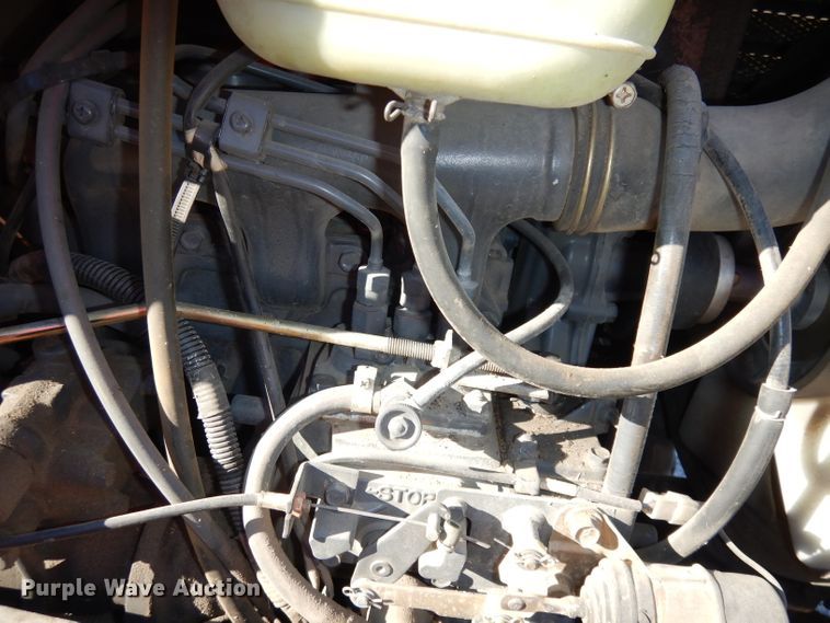 image for item DJ2773 1996 Kubota L2900  MFWD tractor