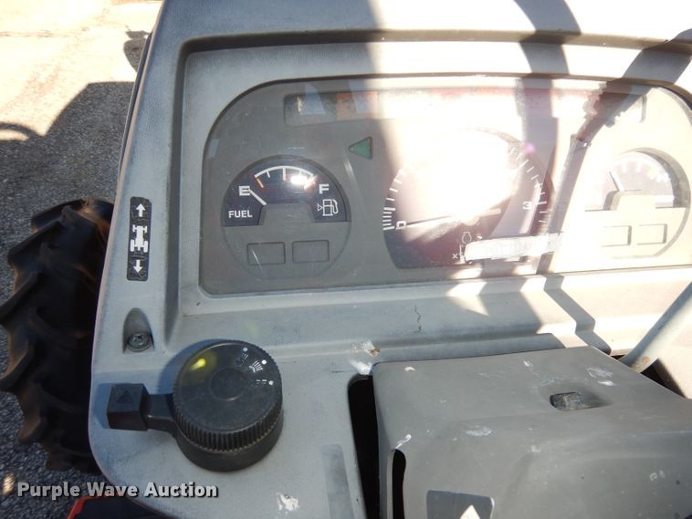 image for item DJ2773 1996 Kubota L2900  MFWD tractor