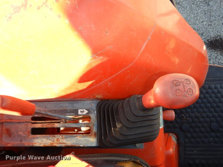 image for item DJ2773 1996 Kubota L2900  MFWD tractor