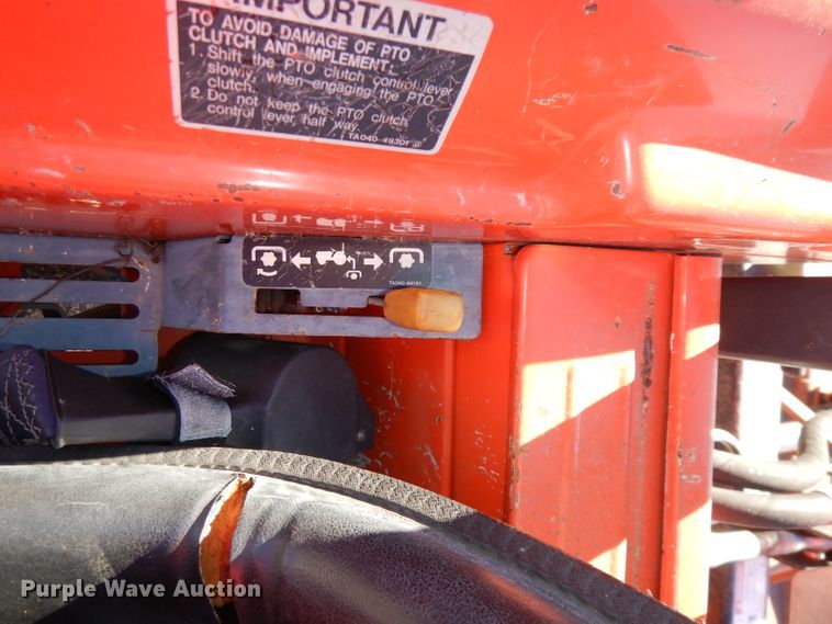 image for item DJ2773 1996 Kubota L2900  MFWD tractor