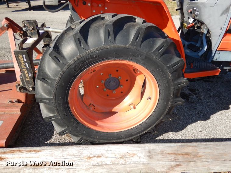 image for item DJ2773 1996 Kubota L2900  MFWD tractor