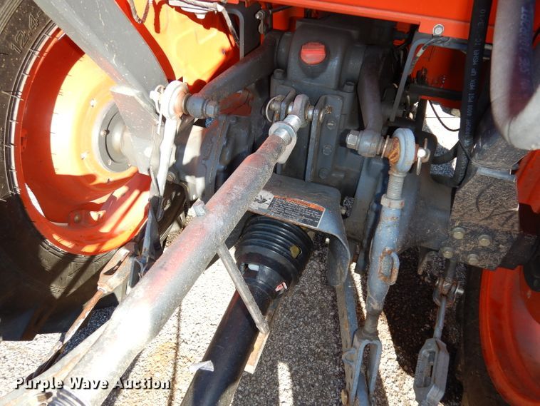 image for item DJ2773 1996 Kubota L2900  MFWD tractor