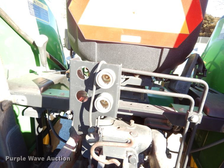 image for item DJ2774 1999 John Deere 4600  MFWD tractor