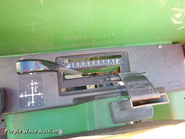 image for item DJ2774 1999 John Deere 4600  MFWD tractor