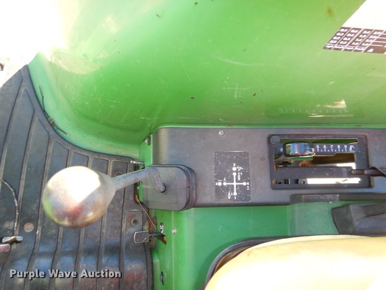 image for item DJ2774 1999 John Deere 4600  MFWD tractor