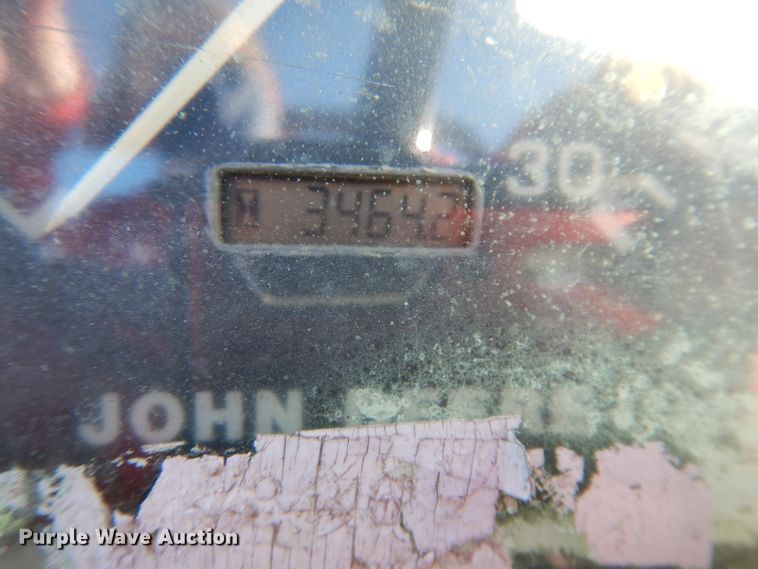 image for item DJ2774 1999 John Deere 4600  MFWD tractor