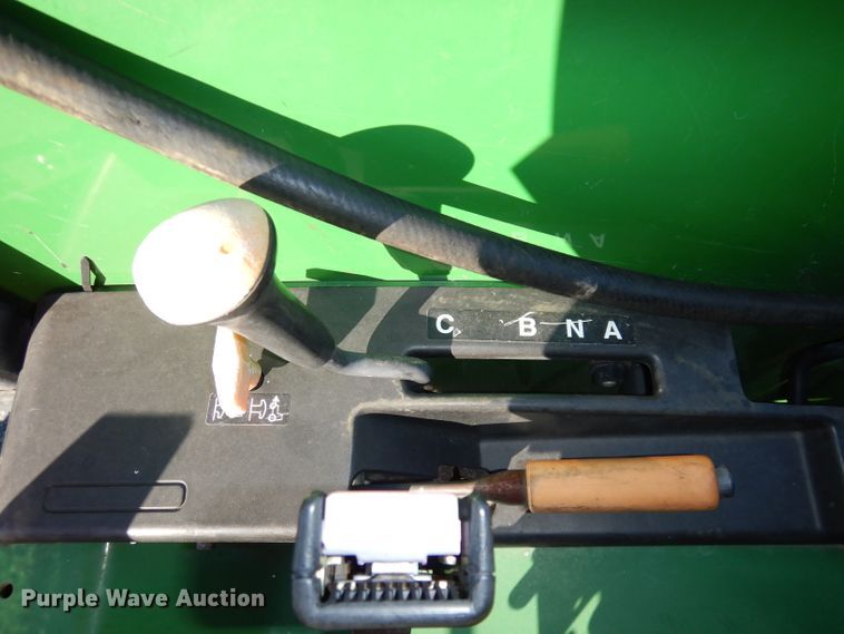 image for item DJ2774 1999 John Deere 4600  MFWD tractor