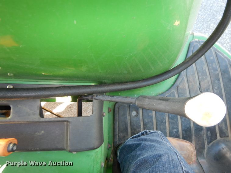 image for item DJ2774 1999 John Deere 4600  MFWD tractor