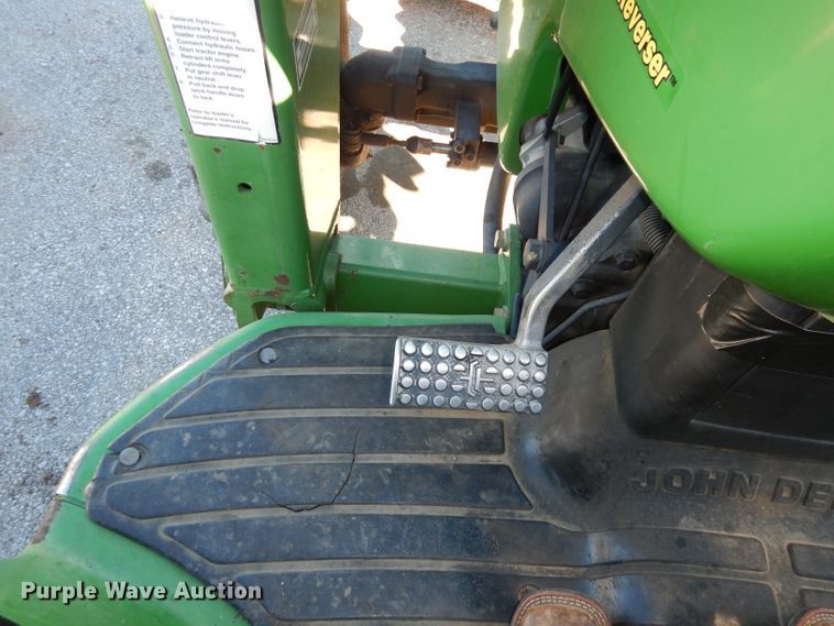 image for item DJ2774 1999 John Deere 4600  MFWD tractor