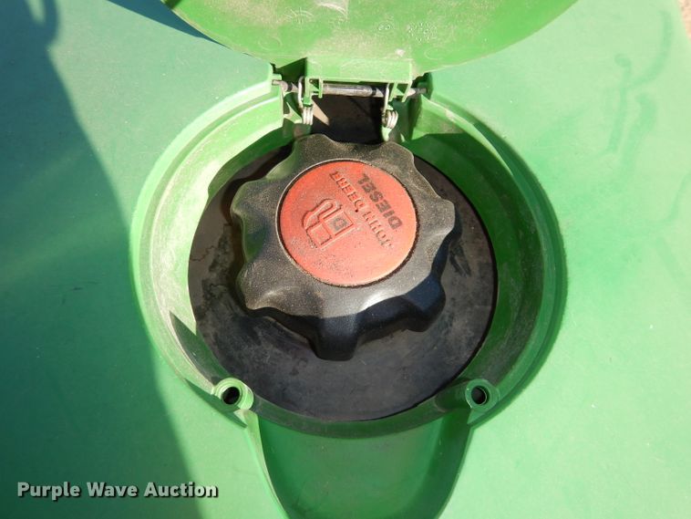 image for item DJ2774 1999 John Deere 4600  MFWD tractor