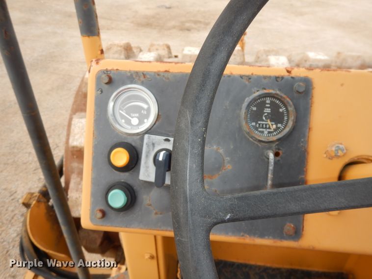 image for item DJ2775 Bomag BW172PD2  single drum roller