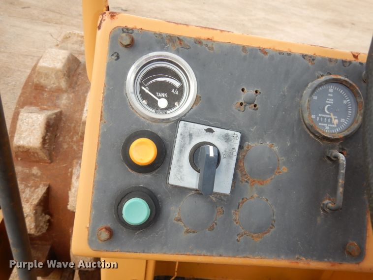 image for item DJ2775 Bomag BW172PD2  single drum roller