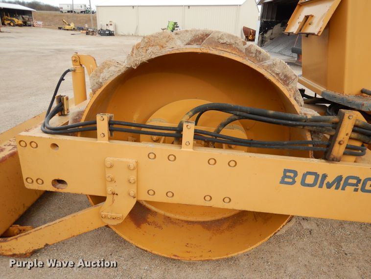 image for item DJ2775 Bomag BW172PD2  single drum roller