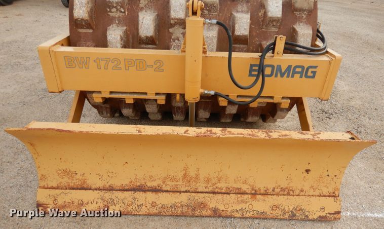 image for item DJ2775 Bomag BW172PD2  single drum roller