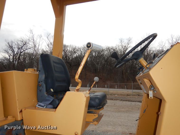 image for item DJ2775 Bomag BW172PD2  single drum roller