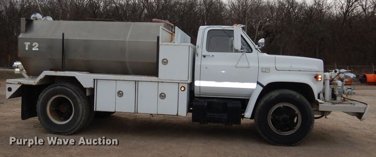 image for item DJ2777 1984 Chevrolet C70 Custom Deluxe  water truck