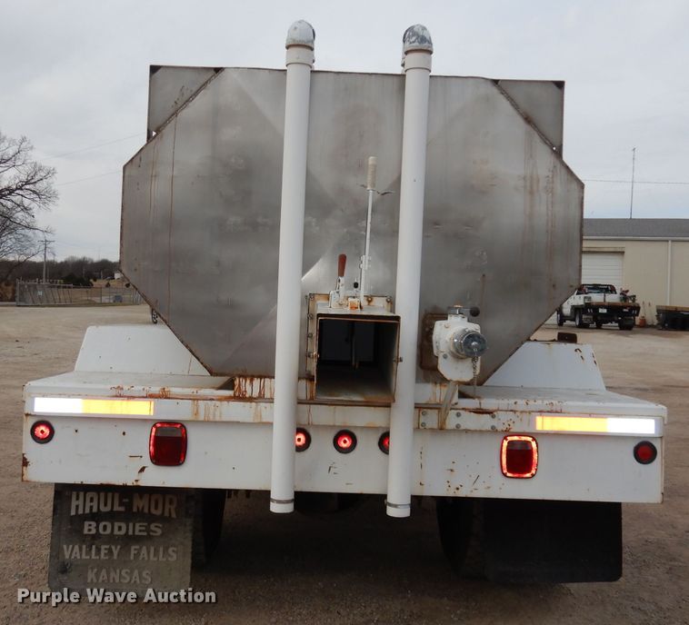 image for item DJ2777 1984 Chevrolet C70 Custom Deluxe  water truck