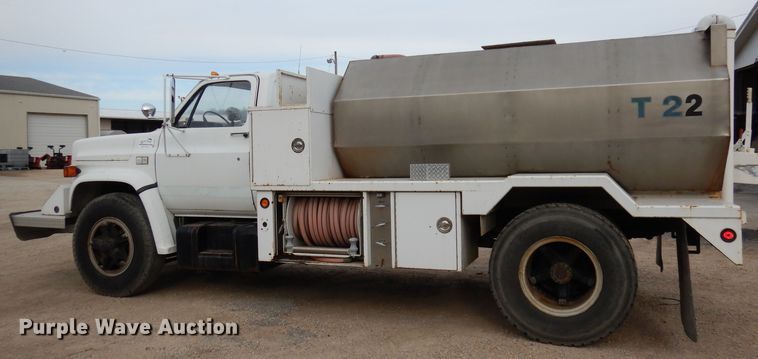 image for item DJ2777 1984 Chevrolet C70 Custom Deluxe  water truck