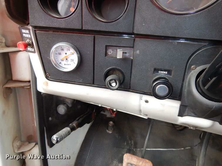 image for item DJ2777 1984 Chevrolet C70 Custom Deluxe  water truck