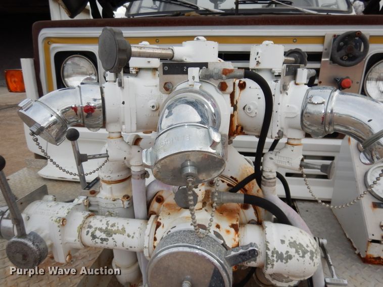 image for item DJ2777 1984 Chevrolet C70 Custom Deluxe  water truck