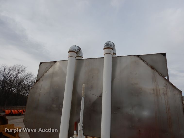 image for item DJ2777 1984 Chevrolet C70 Custom Deluxe  water truck