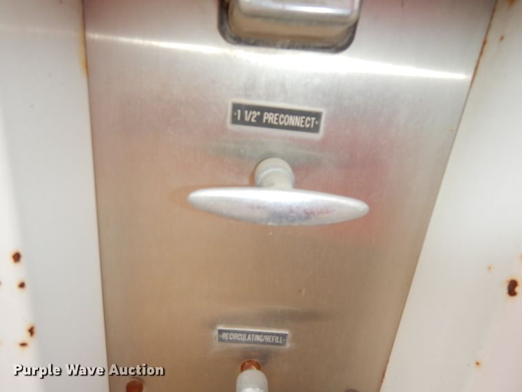 image for item DJ2777 1984 Chevrolet C70 Custom Deluxe  water truck