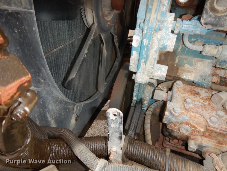 image for item DJ2778 2000 International 4900  dump truck