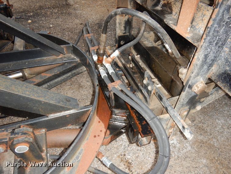 image for item DJ2778 2000 International 4900  dump truck