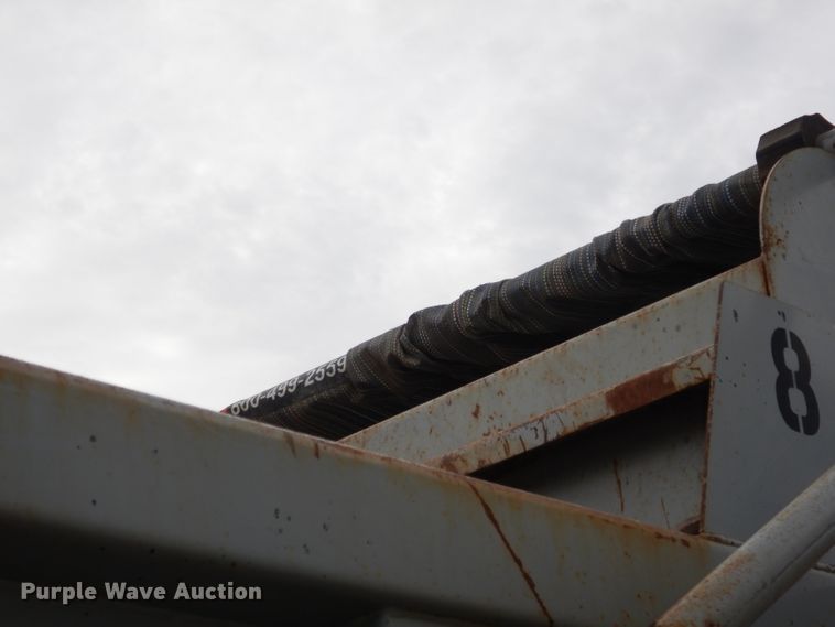 image for item DJ2778 2000 International 4900  dump truck