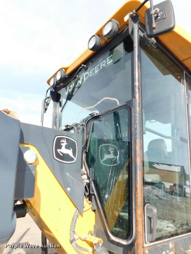 image for item DJ5910 2008 John Deere 772D  motor grader