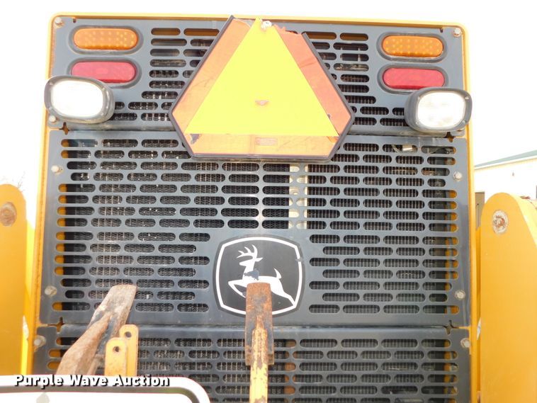 image for item DJ5910 2008 John Deere 772D  motor grader