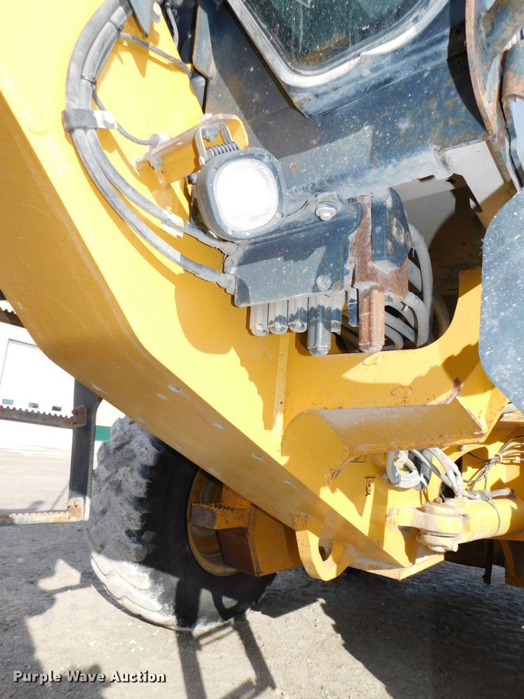 image for item DJ5910 2008 John Deere 772D  motor grader