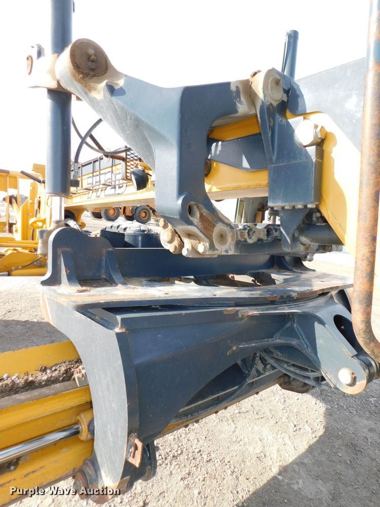 image for item DJ5910 2008 John Deere 772D  motor grader