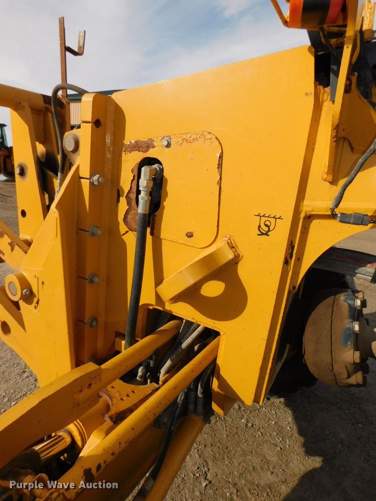 image for item DJ5910 2008 John Deere 772D  motor grader