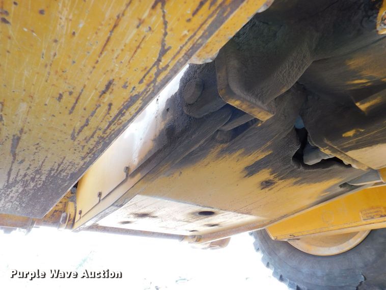 image for item DJ5910 2008 John Deere 772D  motor grader