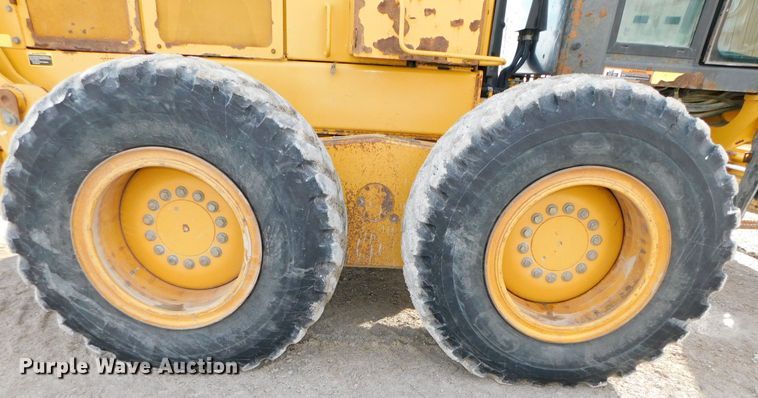 image for item DJ5910 2008 John Deere 772D  motor grader