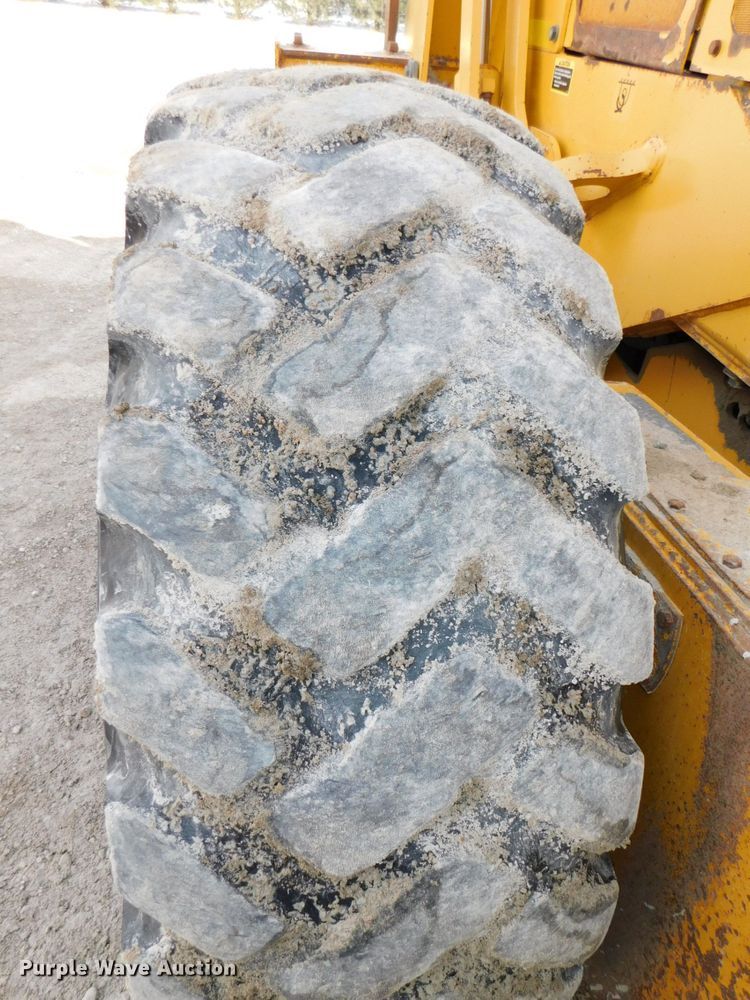 image for item DJ5910 2008 John Deere 772D  motor grader