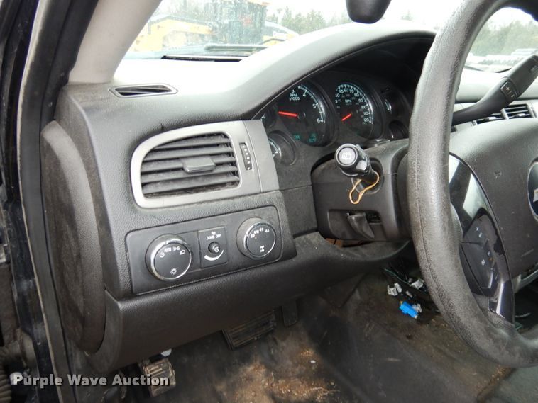 image for item DJ6963 2013 Chevrolet Tahoe Police  SUV