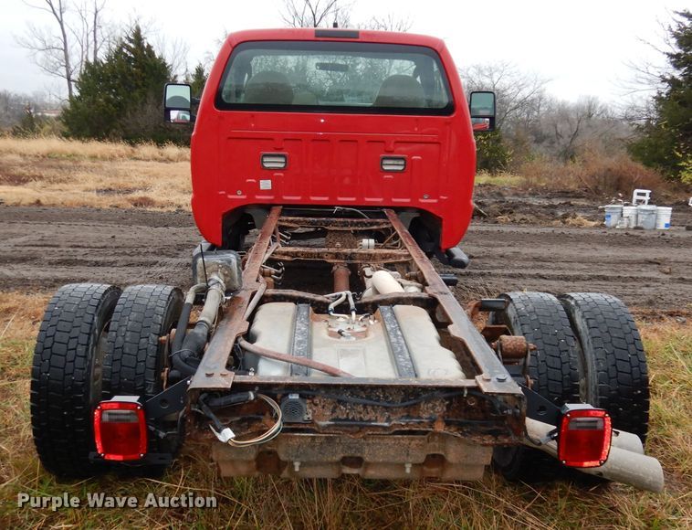 image for item DJ6967 2008 Ford F550  truck cab and chassis