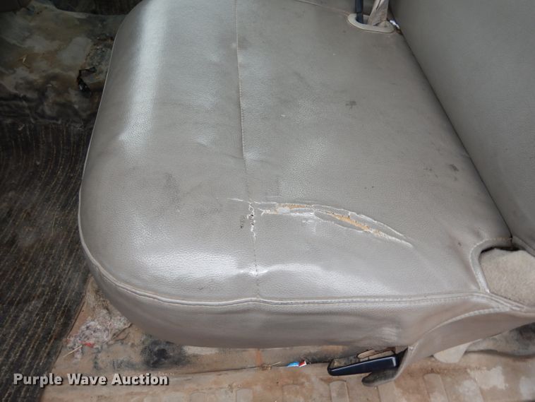 image for item DJ6967 2008 Ford F550  truck cab and chassis