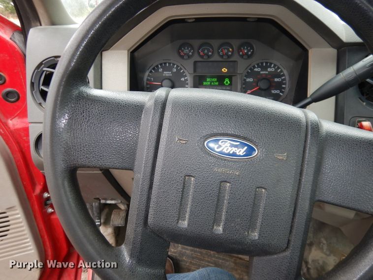 image for item DJ6967 2008 Ford F550  truck cab and chassis