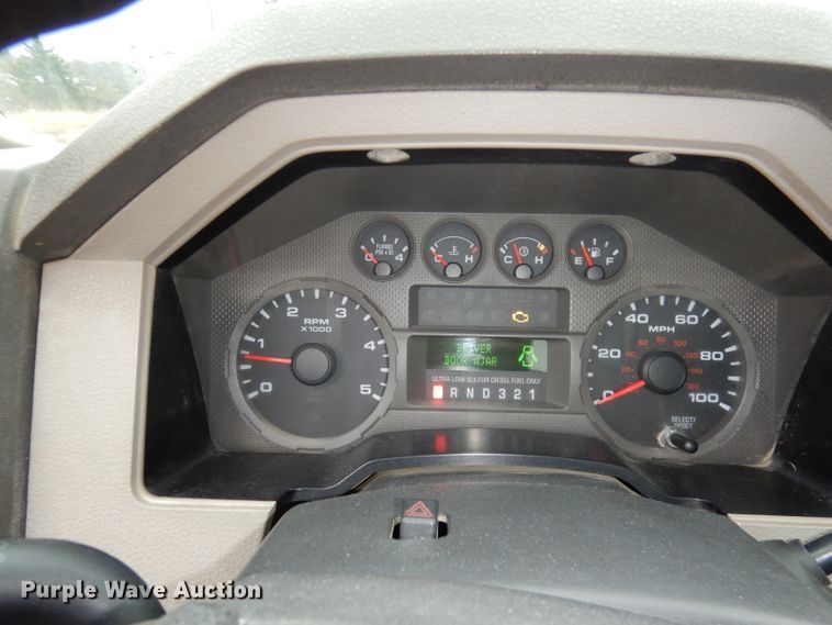 image for item DJ6967 2008 Ford F550  truck cab and chassis