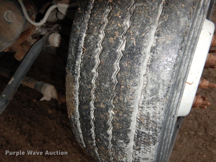 image for item DJ6967 2008 Ford F550  truck cab and chassis