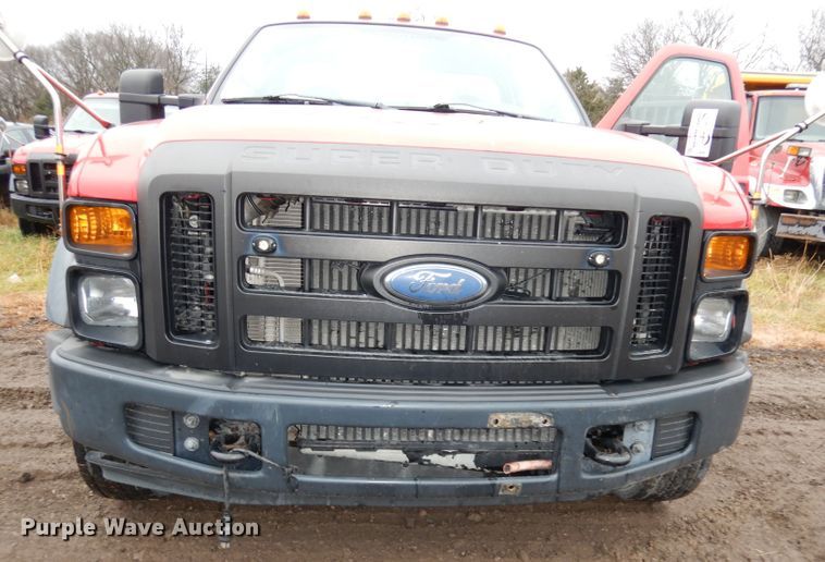 image for item DJ6967 2008 Ford F550  truck cab and chassis
