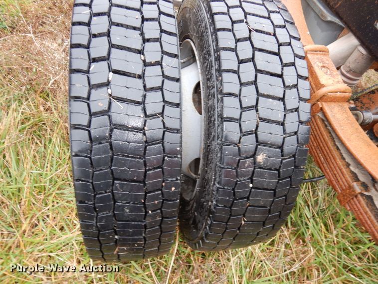 image for item DJ6968 2009 Ford F550  truck cab and chassis