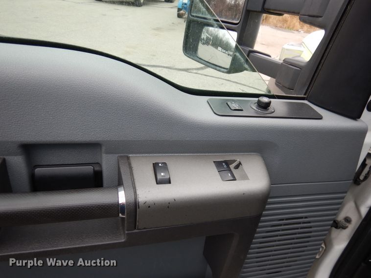 image for item DJ6996 2012 Ford F450 Super Duty  ambulance