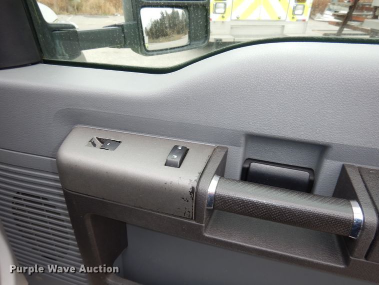 image for item DJ6996 2012 Ford F450 Super Duty  ambulance