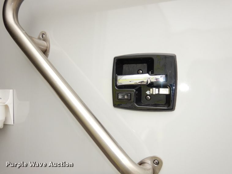 image for item DJ6996 2012 Ford F450 Super Duty  ambulance