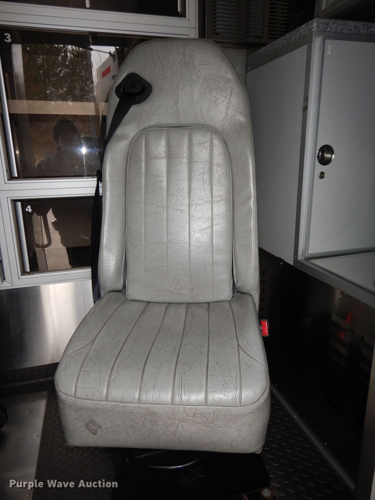 image for item DJ6996 2012 Ford F450 Super Duty  ambulance